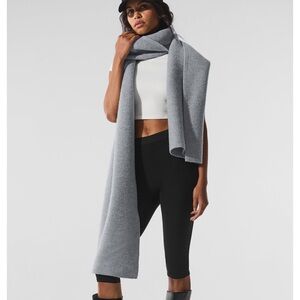 ALO Yoga wool scarf